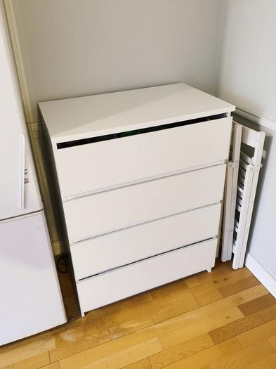 4 drawer chest