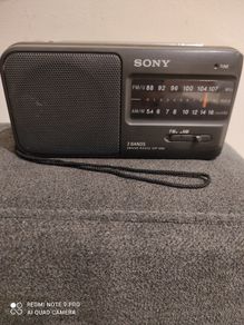 Sony vintage portable radio