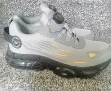 runners steel toe