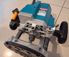 Makita 3612 Plunge Router 240v