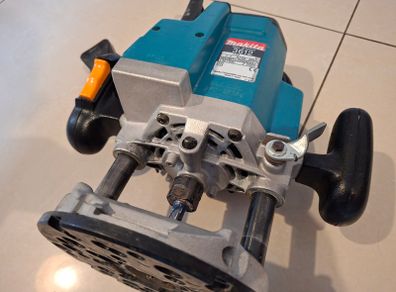 Makita 3612 Plunge Router 240v