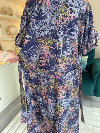Ladies Navy Multi Coloured Print Dress from DIVA Carella. Size XL UK 14-16/ EU 42-44