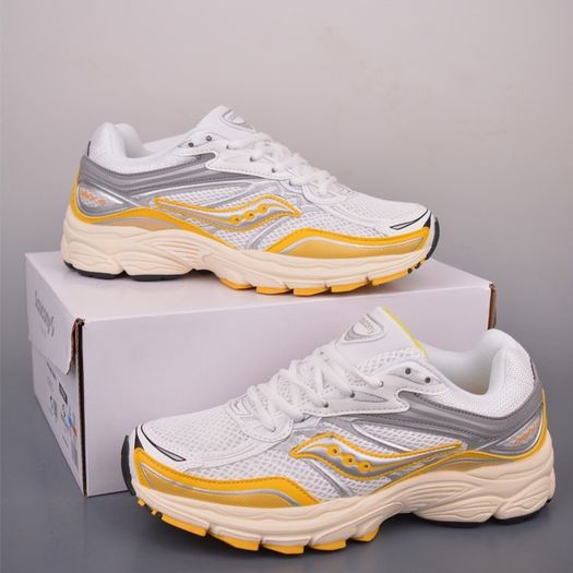 Saucony ProGrid Omni