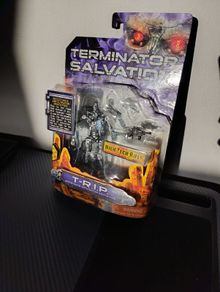 Terminator Salvation B1 Figure Vintage Playmates 2009