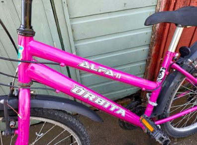 Girls bike