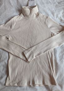 Polo neck top BNWT age 13-14