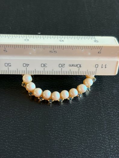 brooch