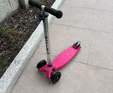 MICRO  Maxi Scooter