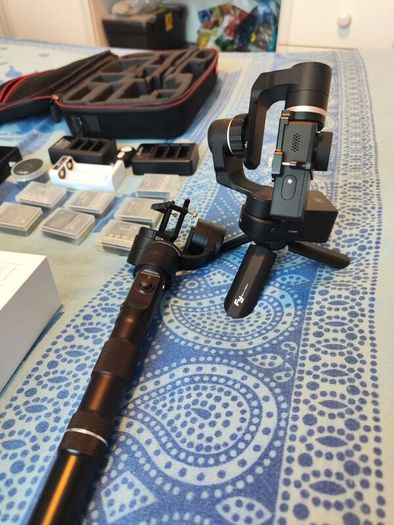 4k YI action camera and gimbals vloger kit