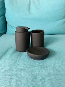 Bathroom set