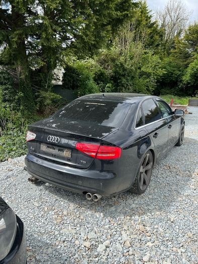 Breaking audi a4 b8 2.0 tdi cjcb nsl ly9b 2014