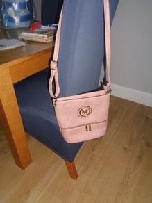 Ladies Handbag for Sale