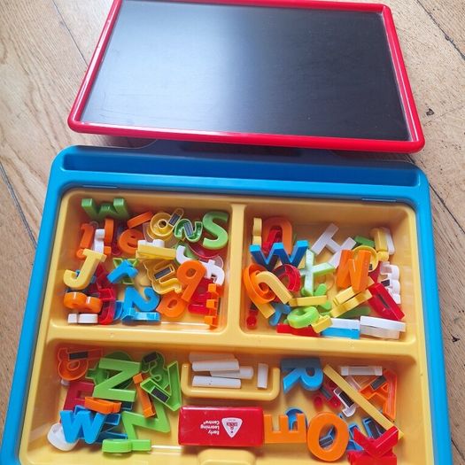 ELC Magnetic Play Cemtre