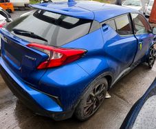 2019 Toyota C-hr  Cvt 1.8 Hybrid For Breaking!