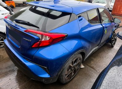 2019 Toyota C-hr  Cvt 1.8 Hybrid For Breaking!