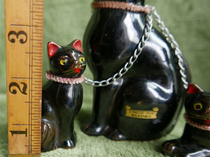Vintage 1960s Irish Kilkenny Black Mother and Kittens made in Japan