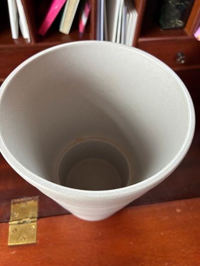 Flower pot