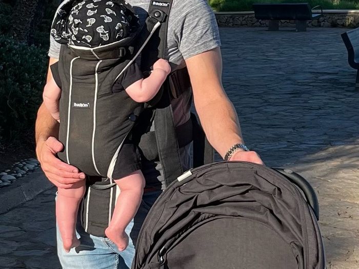 Baby bjorn carrier
