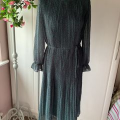 dress Bnwt midi pleated style dress baloot small 10/12
