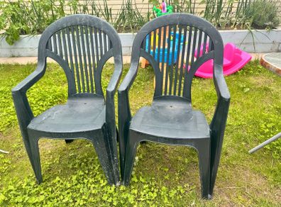 garden chairs