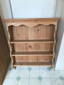 shelving unit