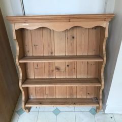 shelving unit