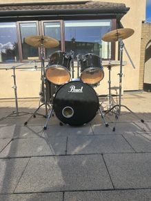 Pearl Session Custom 5-Piece Drum Kit, Complete with Cymbals, Boom Stands, Pedal & Throne