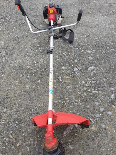 Grass strimmers