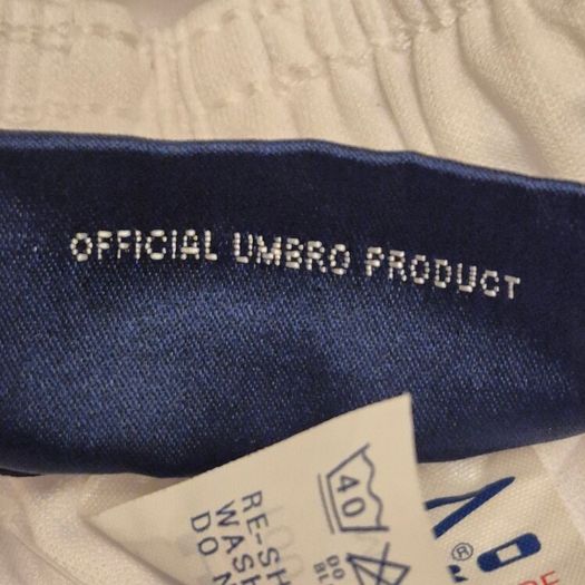 Vintage Umbro Men's Football Shorts Size 38
