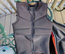 Mystic Womens Impact Vest size S