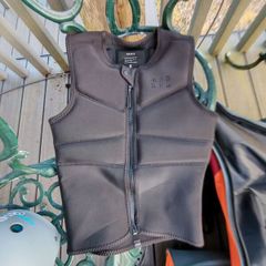 Mystic Womens Impact Vest size S