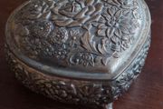 Love heart trinket box
