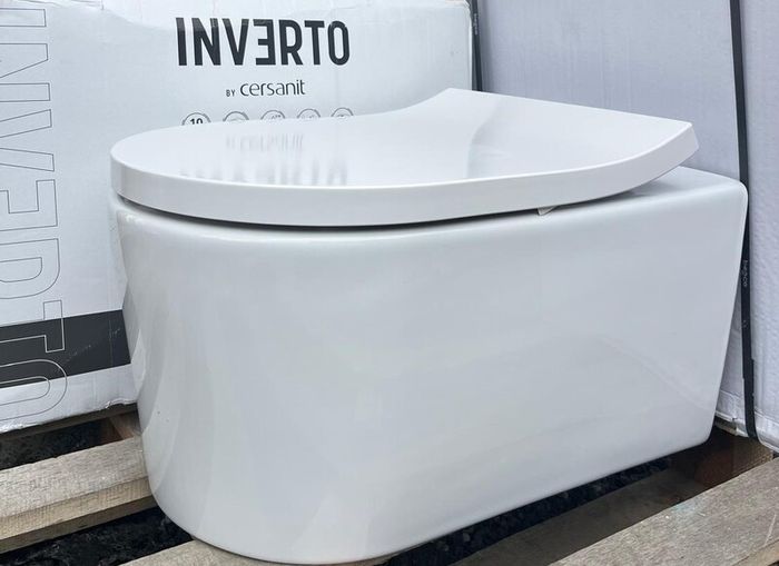 Cersanit Inverto rimless wall-hung toilet bowl, white