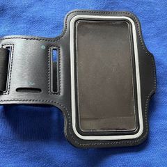 iPhone armband phone holder