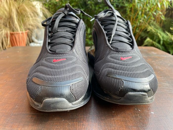 Nike Air Max 720 size 11
