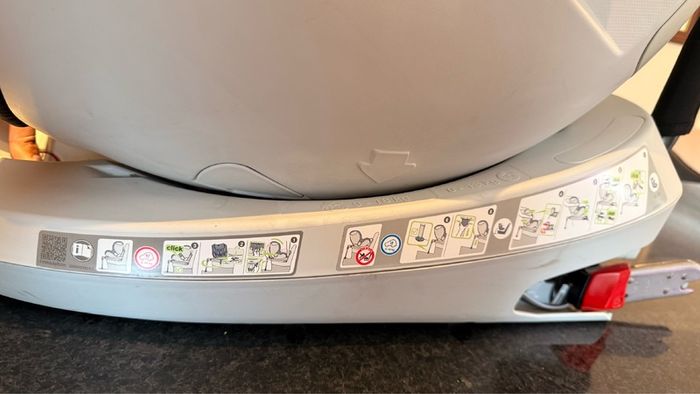 Britax Romer car seat (0 to 18kg)