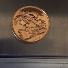 Nice sovereign 2015 in a wooden box