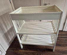 IKEA Gulliver changing table