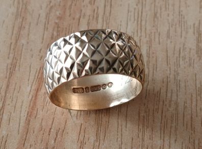 Gold ring