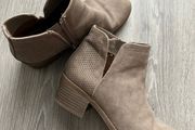 Steve Madden boots