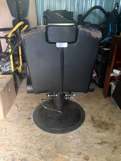 salon chair