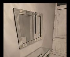 console table and mirror