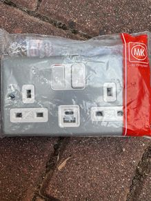 Mk Metal Clad Double Socket with USB A&A
