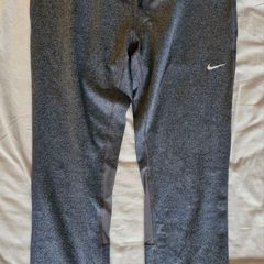 Nike grey 3/4 length leggings