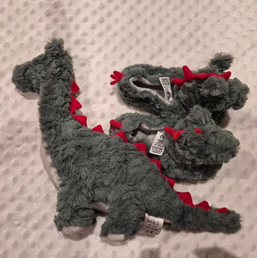 Marks and Spencer dino slipper size 6 (23) and soft toy set
