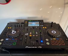 dj