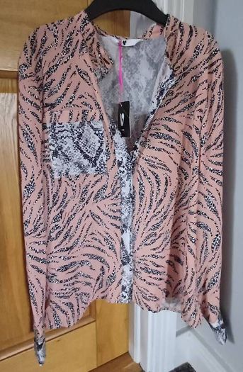 "Very" Women Top (Size:12) Pattern