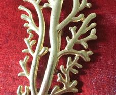 Beautiful Large Brooch. NEW.