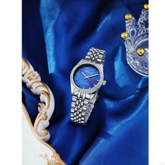 Beautiful Wrist Watch with Sparkly Gems + Free Gift box