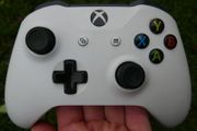 Xbox One Official Wireless Controller